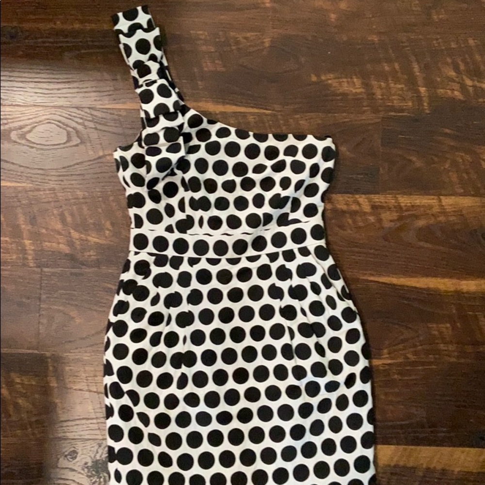 One shoulder mini